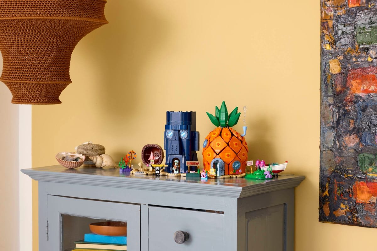 Le décor Bikini Bottom du set LEGO 11386 mis en scène