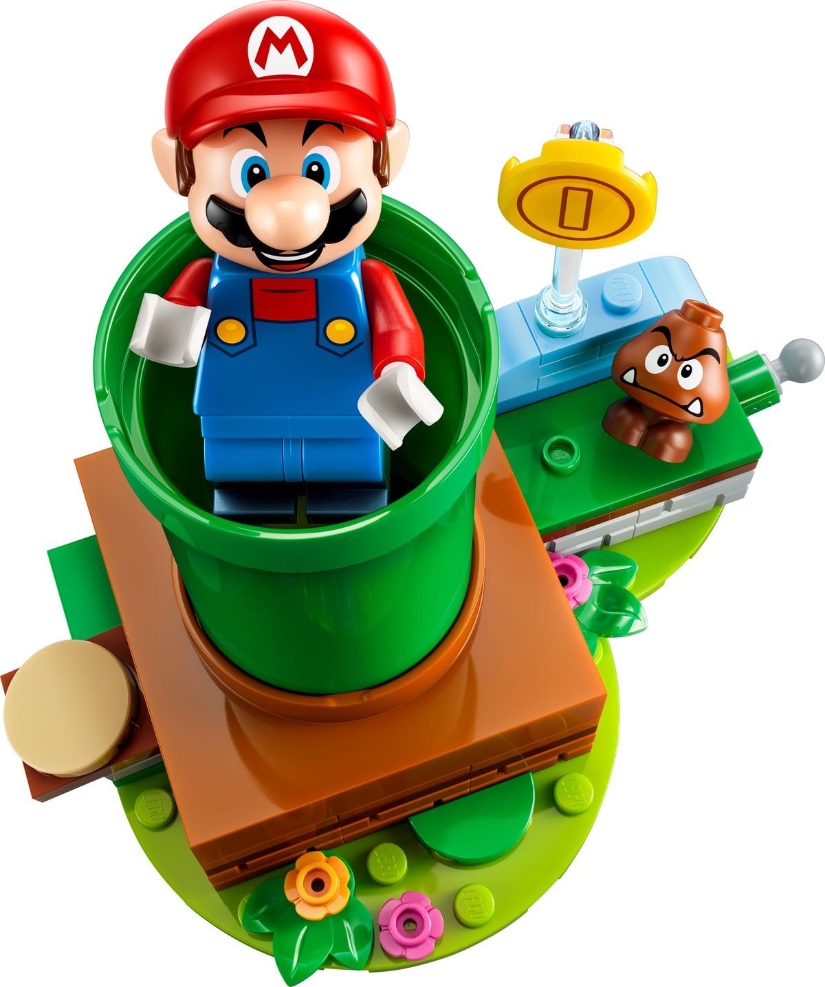 Mario sortant du tuyau vert du set 72052, face au Goomba posté sur le rocher bleu
