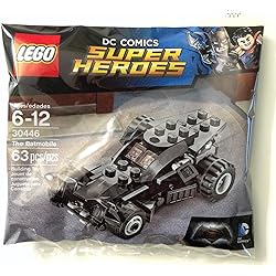 LEGO DC Comics Super Heroes Batman vs Superman : L'Aube de la Justice Mini Batmobile (30446)