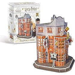 University Games 7605 Harry Potter Diagon Alley Weasleys' Wizard Wheezes 3D Puzzle