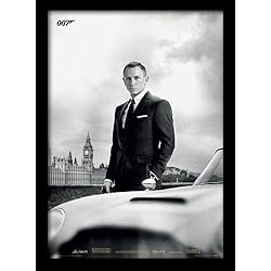 James Bond 007  - Pyramid International